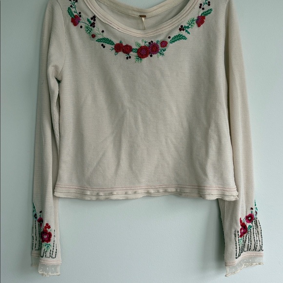 Carter Long Sleeve - Picture 4 of 9